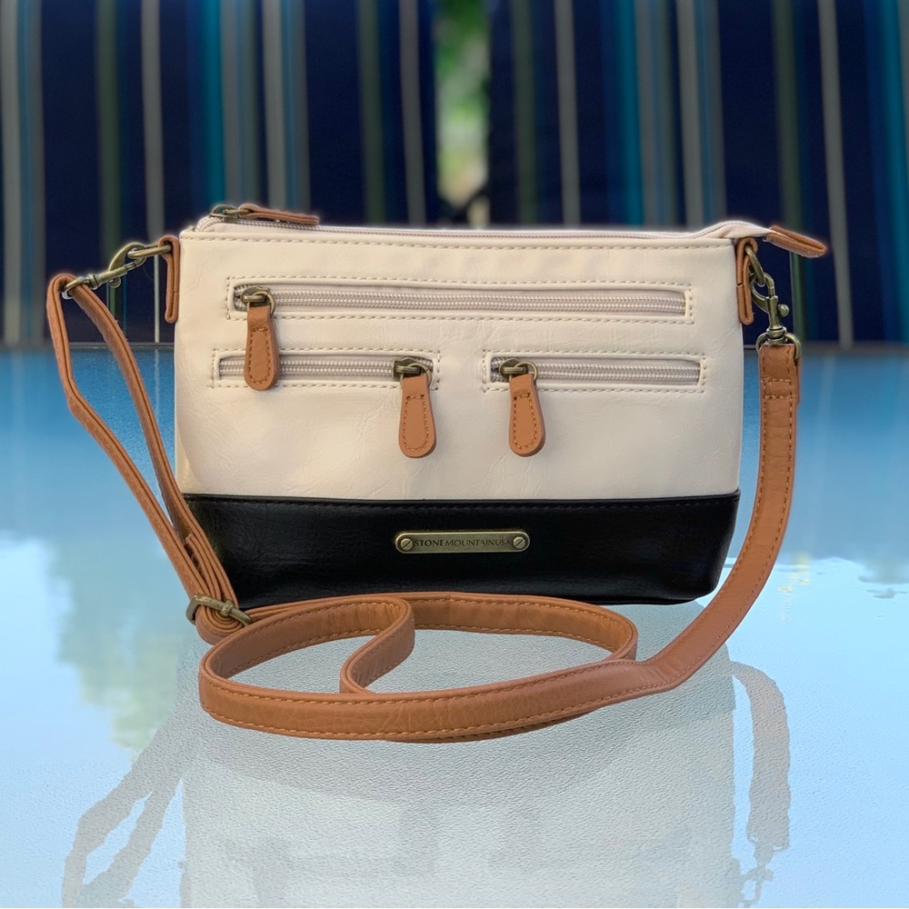 Stone Mountain USA Black and White Bonded Leather Convertible Crossbody Bag